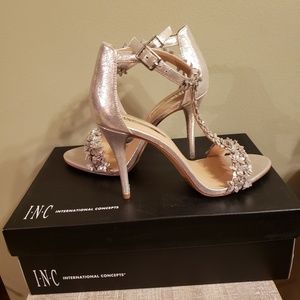NWT I.N.C INTERNATIONAL CONCEPTS HEELS